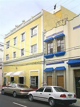 Hostal Condo-Parque Santo Domingo Hostel